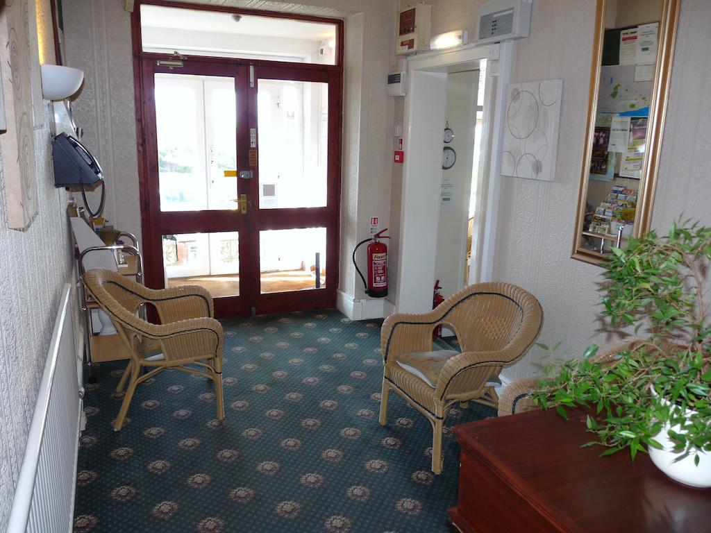 Moorings Hotel Μπλάκπουλ Εξωτερικό φωτογραφία